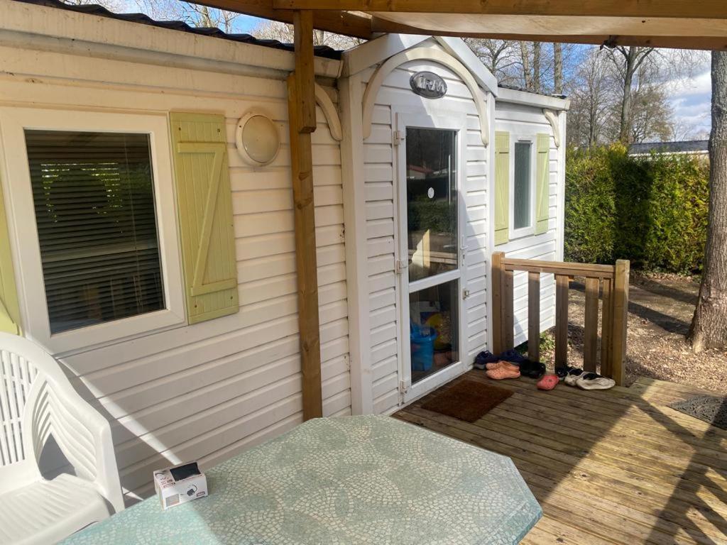 Mobil-Home Au Parc Des Roches Saint-Chéron Dış mekan fotoğraf